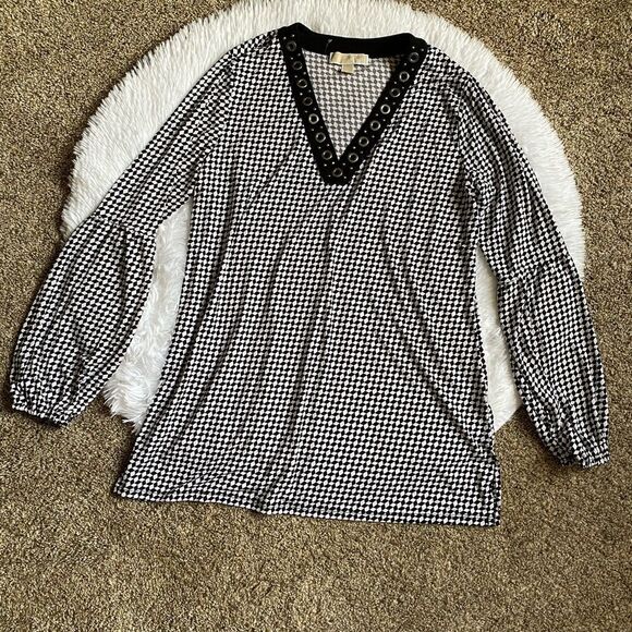 Michael Michael Kors Top Checkered Black White Silver Grommets Women’s Large - Picture 1 of 10